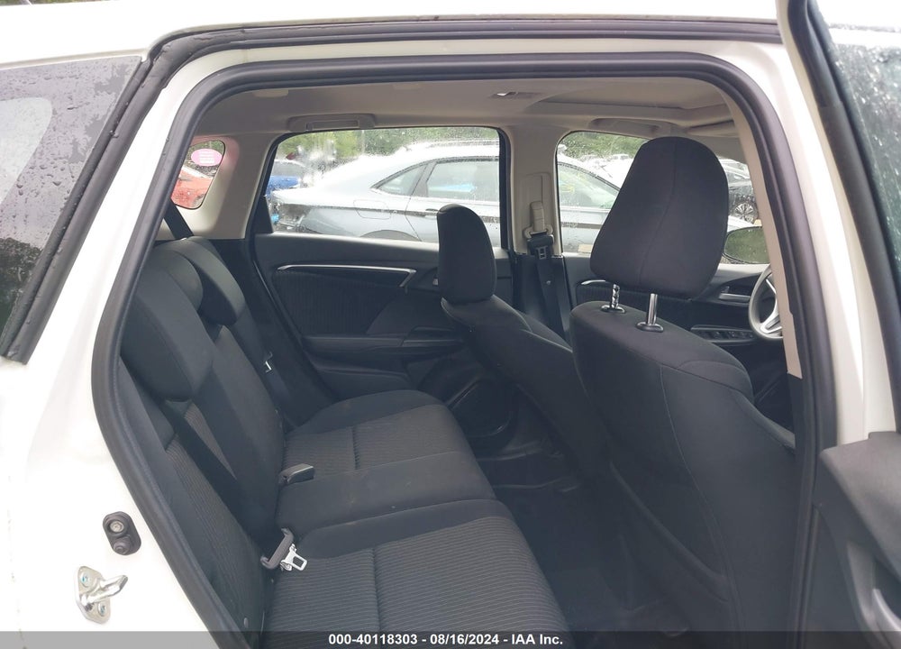 2018 HONDA FIT EX VIN: 3HGGK5H82JM736499