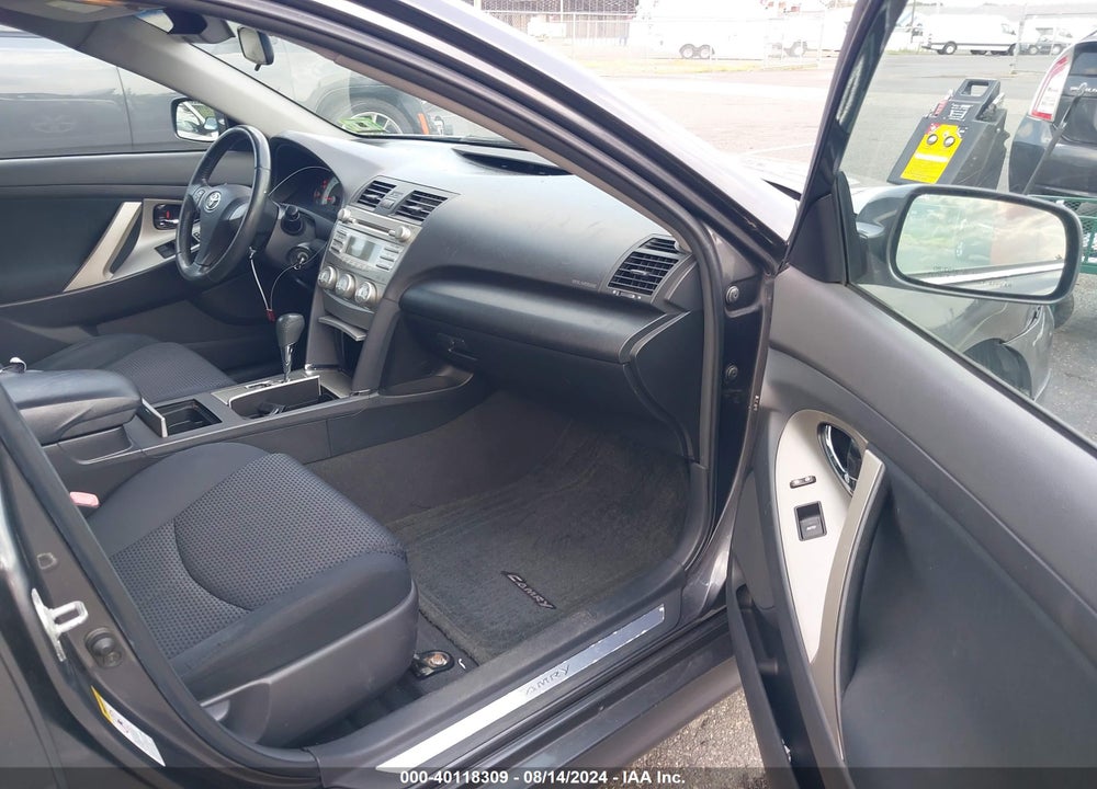 2011 TOYOTA CAMRY SE VIN: 4T1BF3EK3BU605141