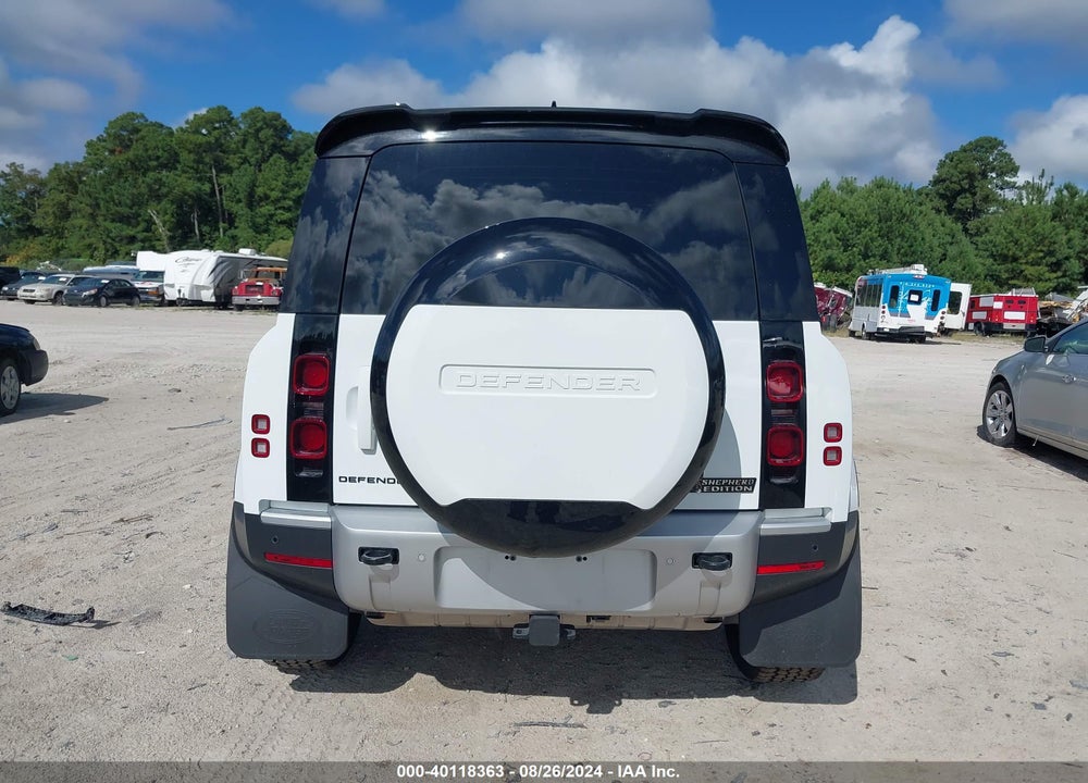 2024 LAND ROVER DEFENDER 110 P300 VIN: SALEJ7EX1R2283018