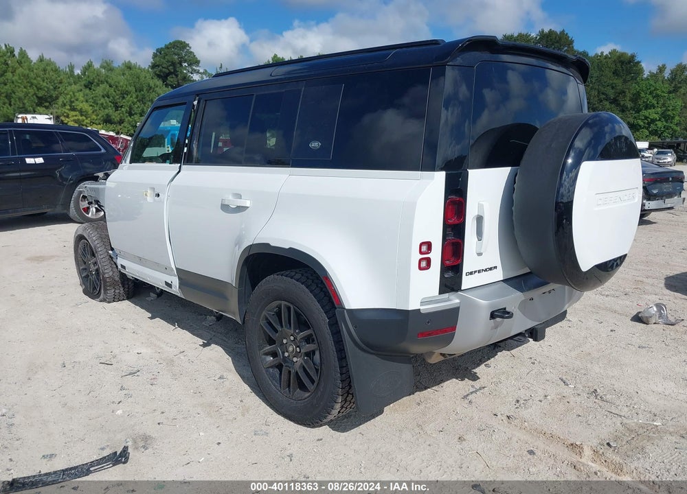 2024 LAND ROVER DEFENDER 110 P300 VIN: SALEJ7EX1R2283018
