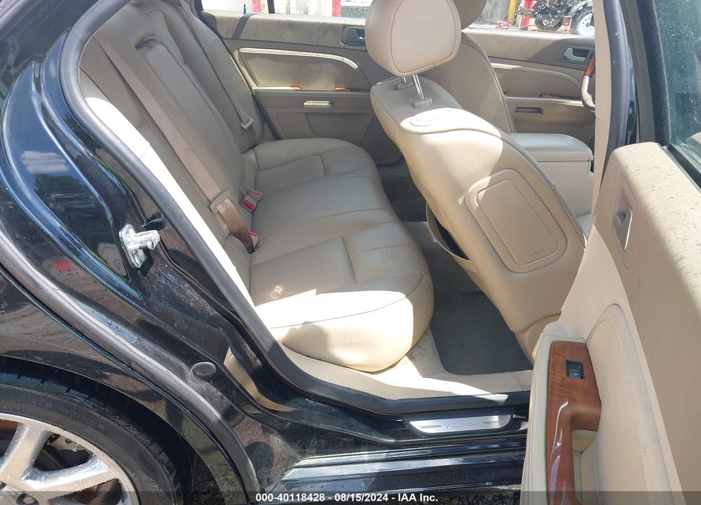 2007 CADILLAC STS V6 VIN: 1G6DW677370182991