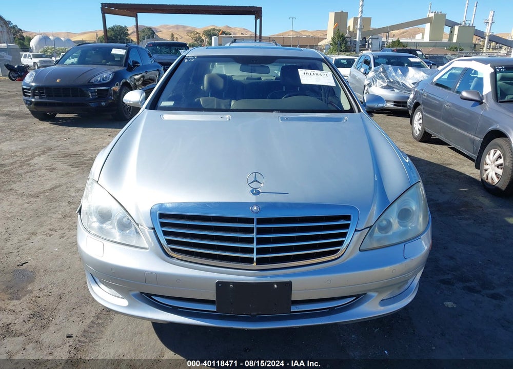 2007 MERCEDES-BENZ S 550 VIN: WDDNG71X57A133689