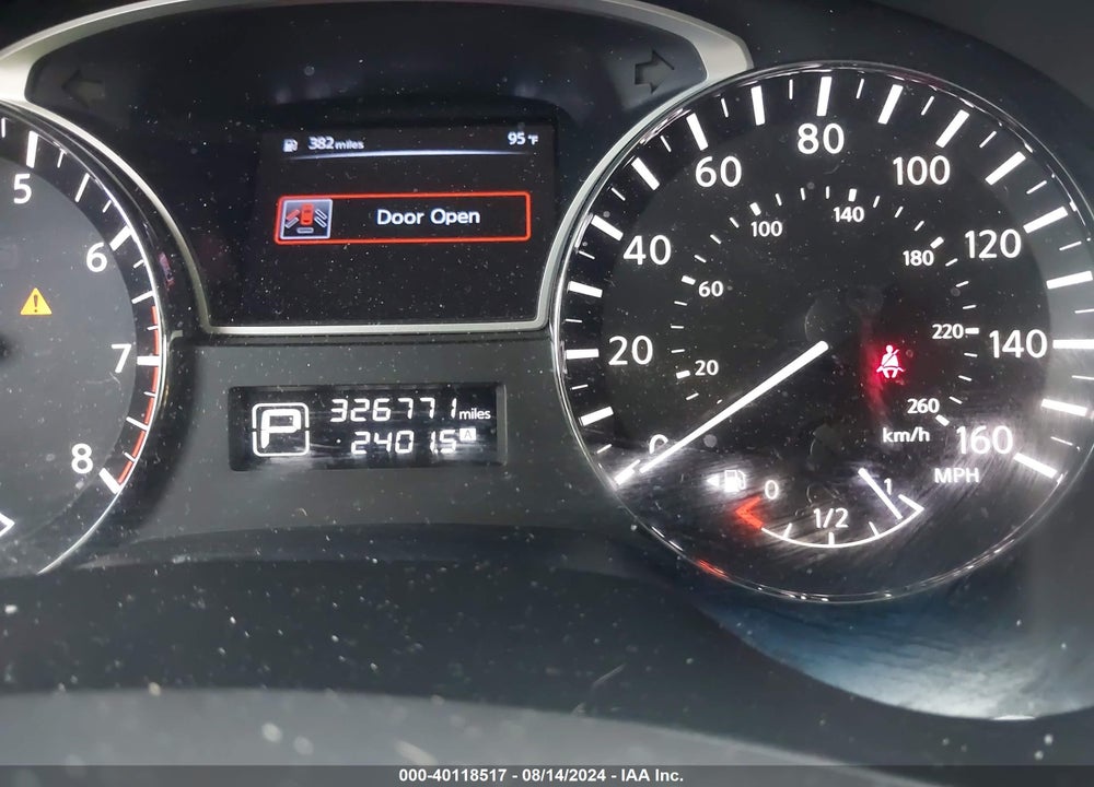 2014 NISSAN PATHFINDER SL VIN: 5N1AR2MN0EC708441