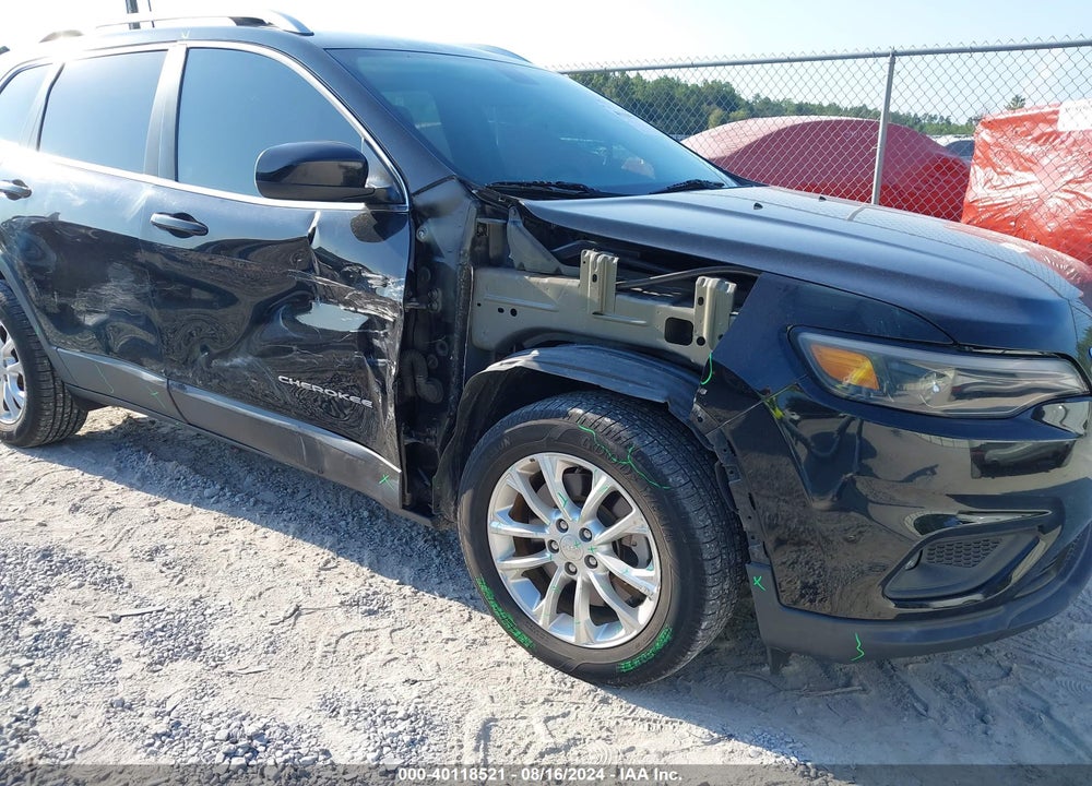 2019 JEEP CHEROKEE LATITUDE FWD VIN: 1C4PJLCB7KD263253