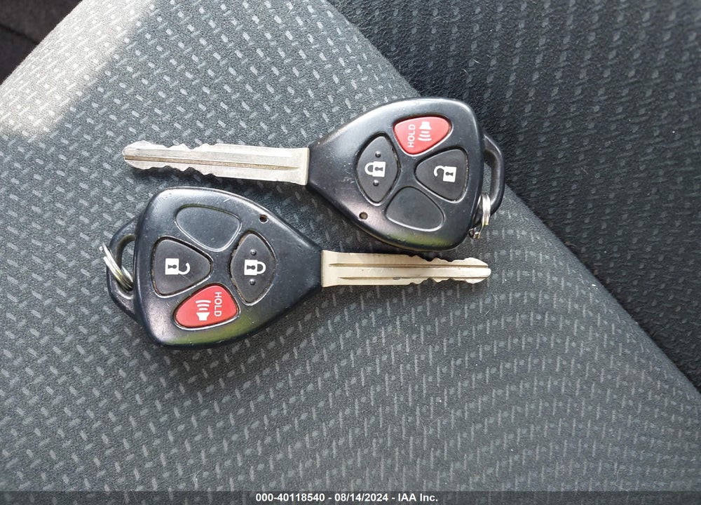2009 TOYOTA YARIS VIN: JTDBT903494048251