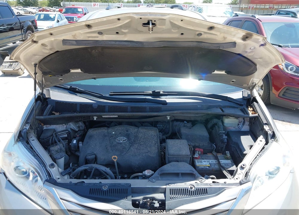 2017 TOYOTA SIENNA LE 8 PASSENGER VIN: 5TDKZ3DC0HS859201
