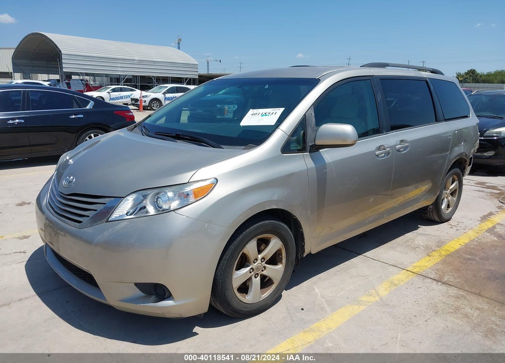 2017 TOYOTA SIENNA LE 8 PASSENGER VIN: 5TDKZ3DC0HS859201
