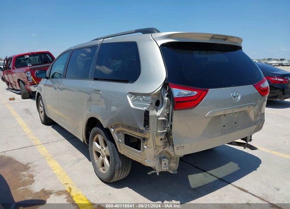 2017 TOYOTA SIENNA LE 8 PASSENGER VIN: 5TDKZ3DC0HS859201
