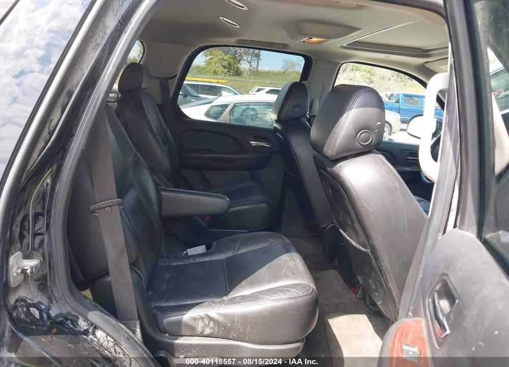 2008 CADILLAC ESCALADE STANDARD VIN: 1GYFK63828R132025
