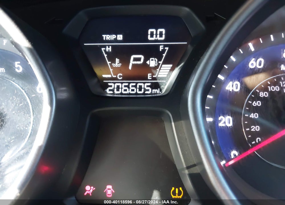 2014 HYUNDAI ELANTRA SE VIN: 5NPDH4AE1EH492415