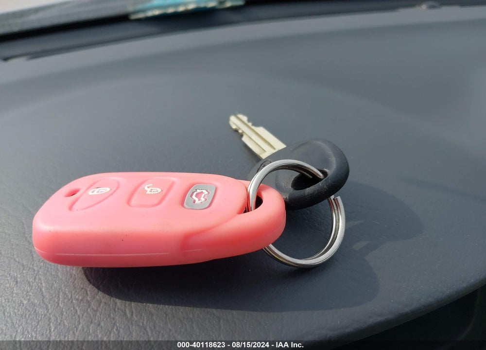 2008 KIA SPECTRA EX VIN: KNAFE121985501455