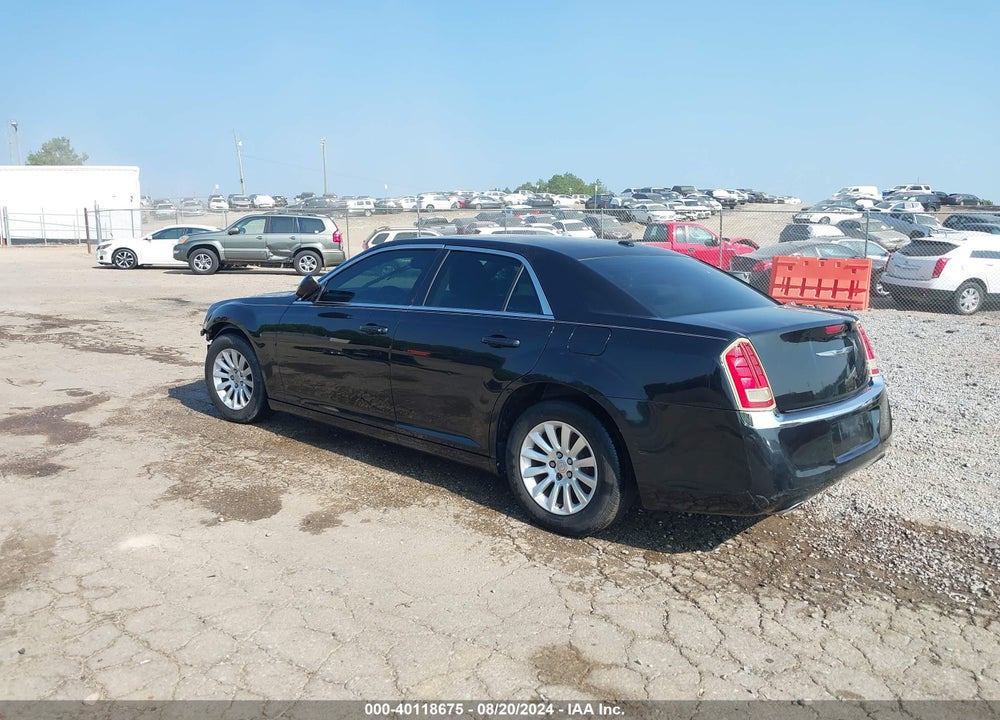 2011 CHRYSLER 300 VIN: 2C3CA4CG8BH526180