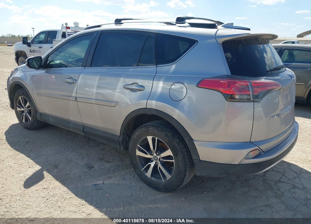 2016 TOYOTA RAV4 XLE VIN: 2T3WFREV1GW268059