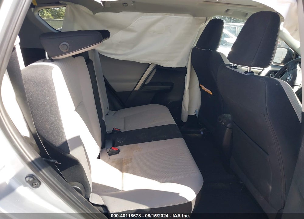 2016 TOYOTA RAV4 XLE VIN: 2T3WFREV1GW268059