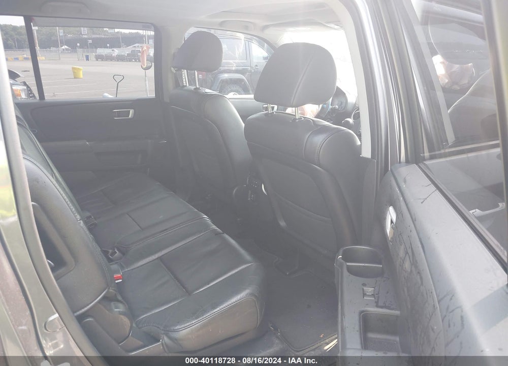 2015 HONDA PILOT EX-L VIN: 5FNYF4H50FB003886