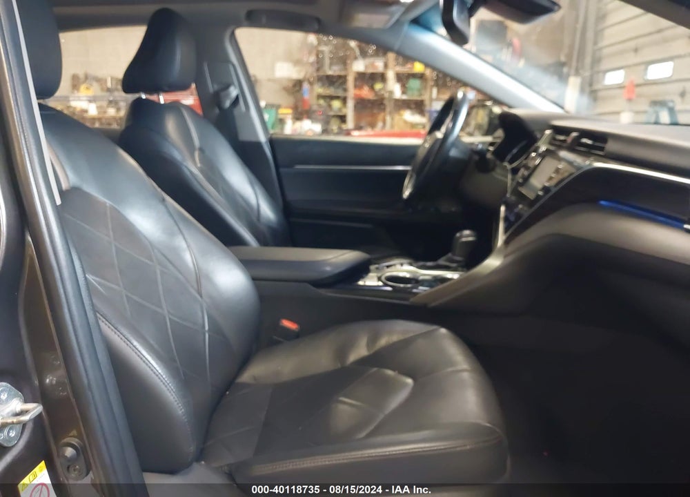 2018 TOYOTA CAMRY XLE VIN: 4T1B11HK5JU007226