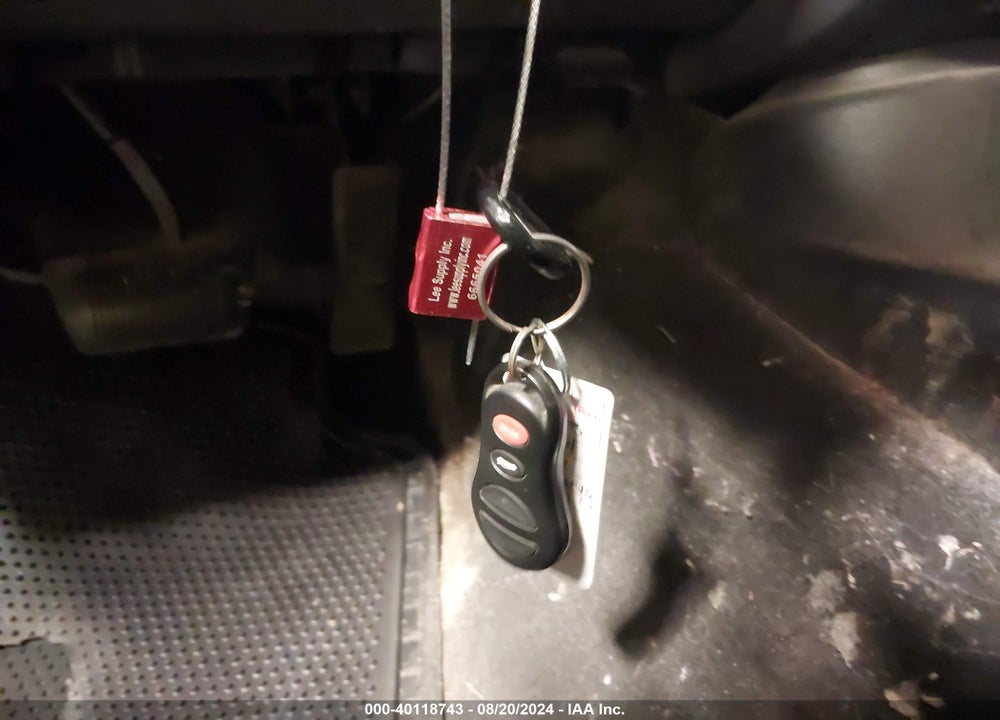 2004 JEEP LIBERTY SPORT VIN: 1J4GL48K54W163551