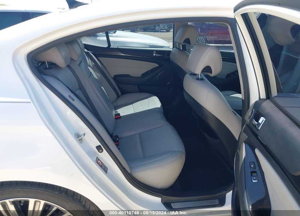 2014 KIA CADENZA LIMITED VIN: KNALN4D71E5152020
