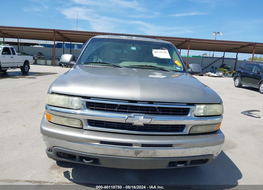 2002 CHEVROLET SUBURBAN 1500 LT VIN: 1GNEC16Z52J235944