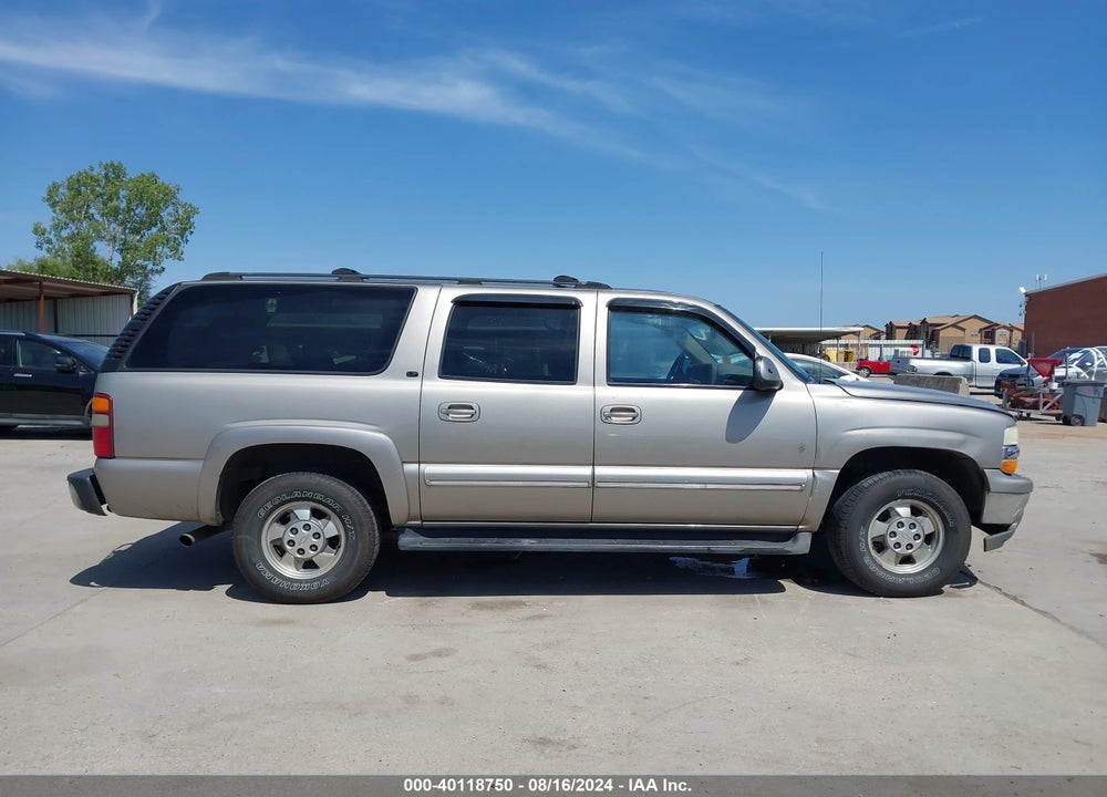 2002 CHEVROLET SUBURBAN 1500 LT VIN: 1GNEC16Z52J235944