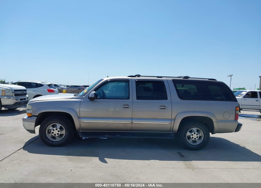 2002 CHEVROLET SUBURBAN 1500 LT VIN: 1GNEC16Z52J235944