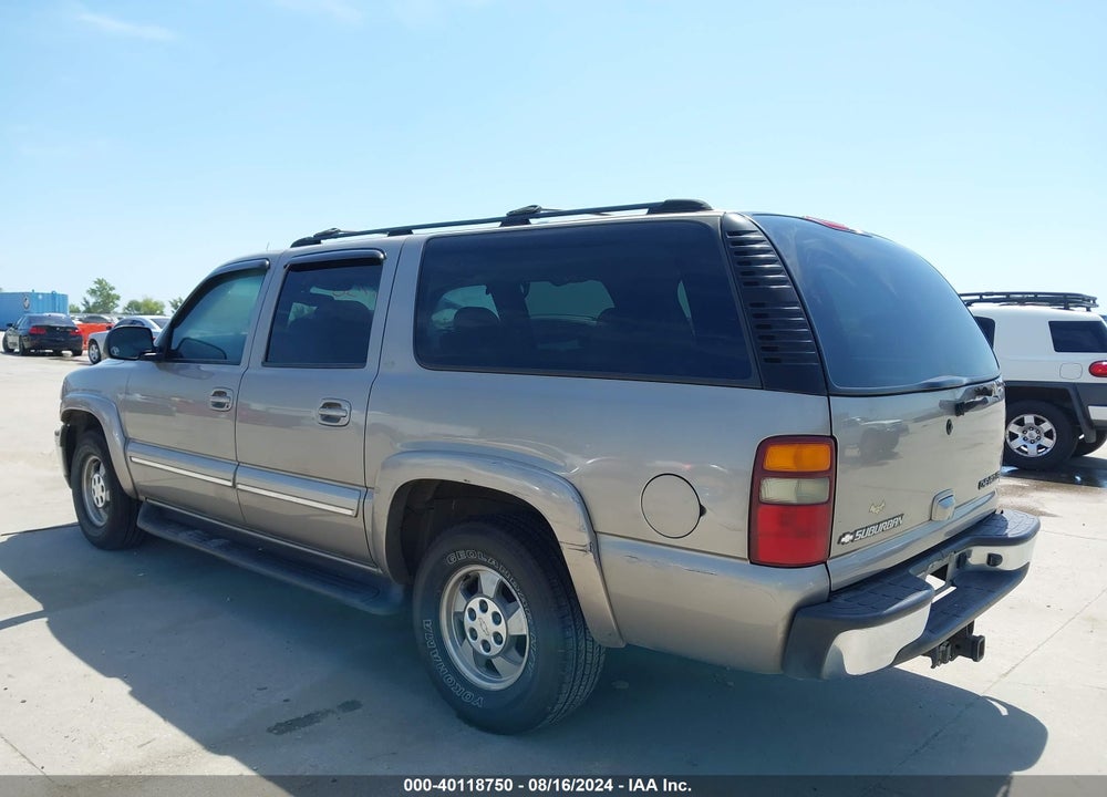 2002 CHEVROLET SUBURBAN 1500 LT VIN: 1GNEC16Z52J235944