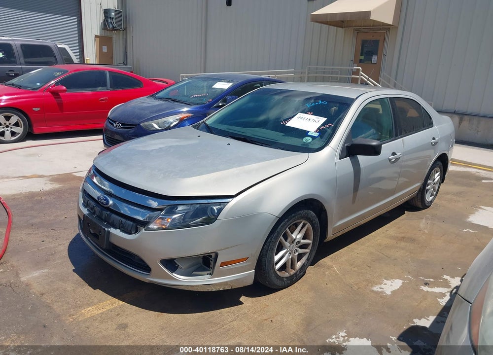 2010 FORD FUSION S VIN: 3FAHP0GAXAR393784