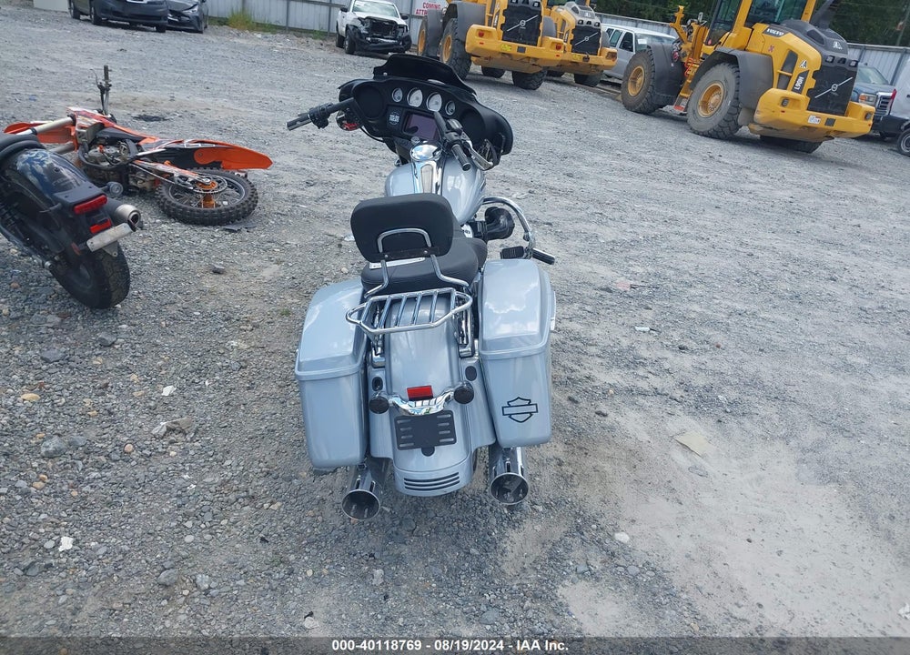 2023 HARLEY-DAVIDSON FLHX VIN: 1HD1KBC19PB613116