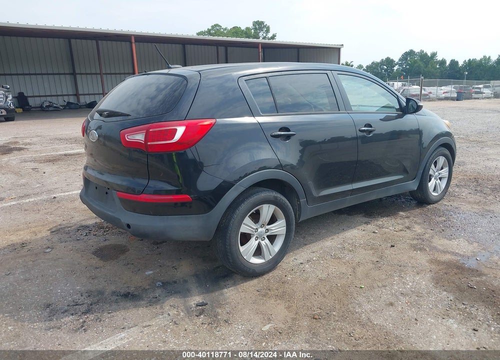 2012 KIA SPORTAGE VIN: KNDPB3A28C7337795
