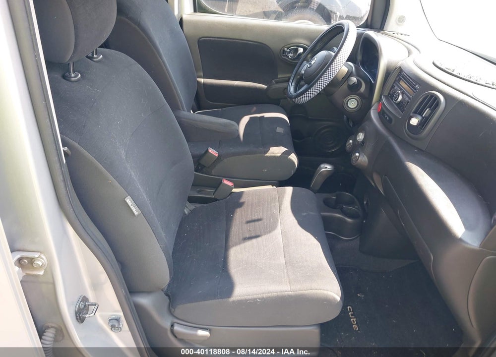 2010 NISSAN CUBE 1.8S VIN: JN8AZ2KR7AT164321