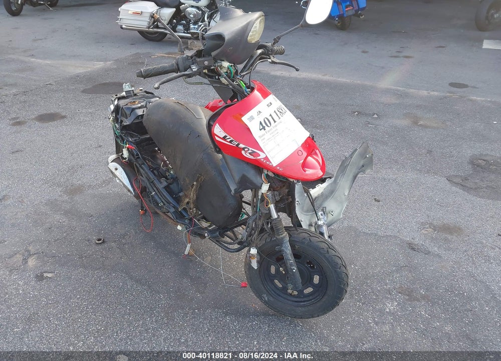 2000 SCOOTER VALERO VIN: L9NPEACB2F1000881