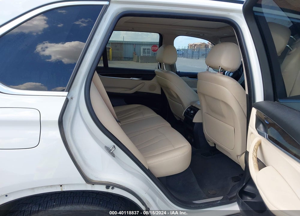 2016 BMW X5 SDRIVE35I VIN: 5UXKR2C57G0H41825