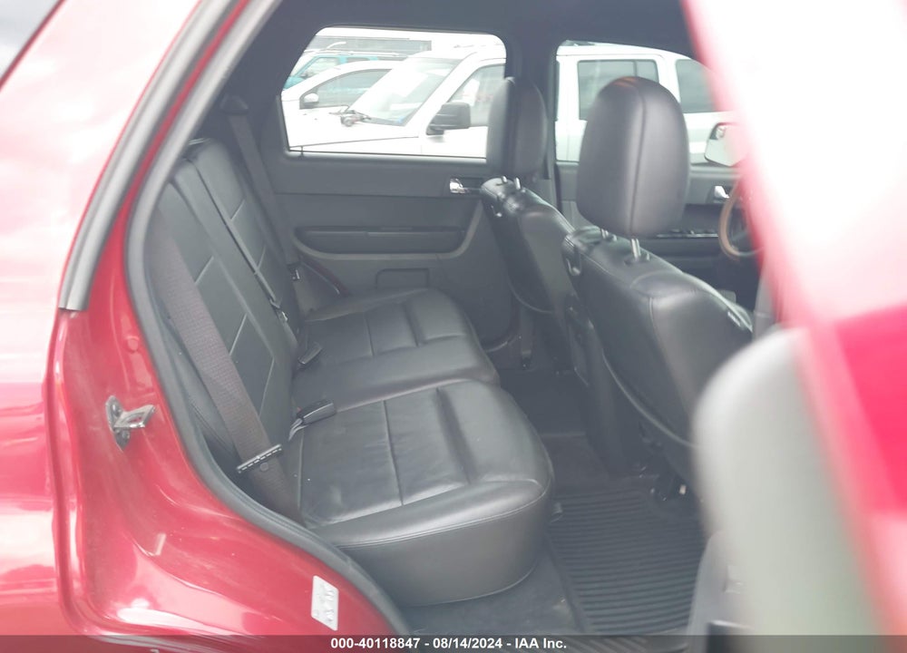2011 FORD ESCAPE LIMITED VIN: 1FMCU0E78BKA06297