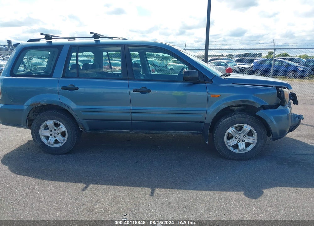 2007 HONDA PILOT LX VIN: 5FNYF18157B012810