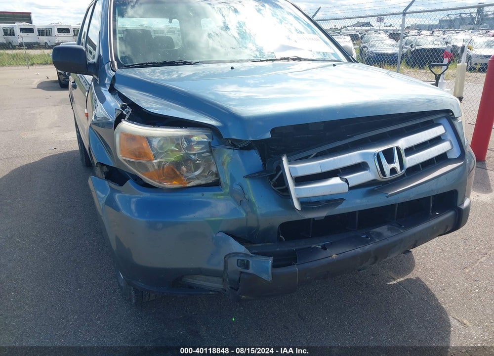 2007 HONDA PILOT LX VIN: 5FNYF18157B012810