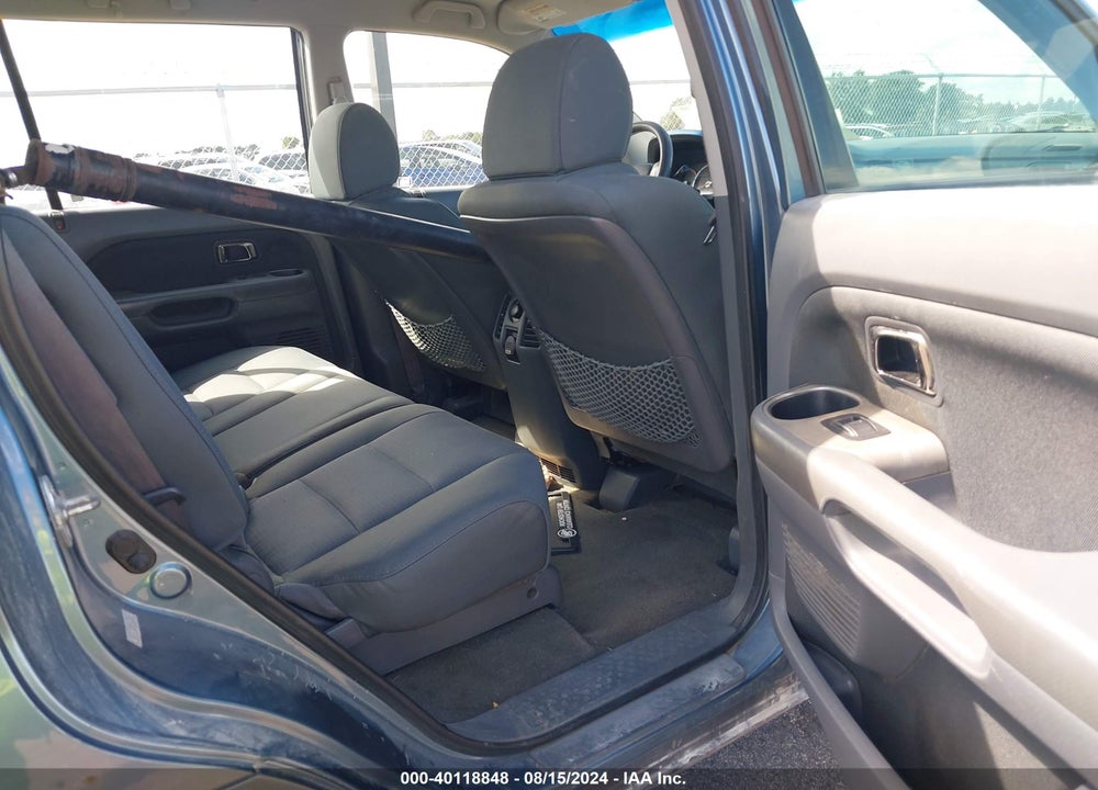 2007 HONDA PILOT LX VIN: 5FNYF18157B012810