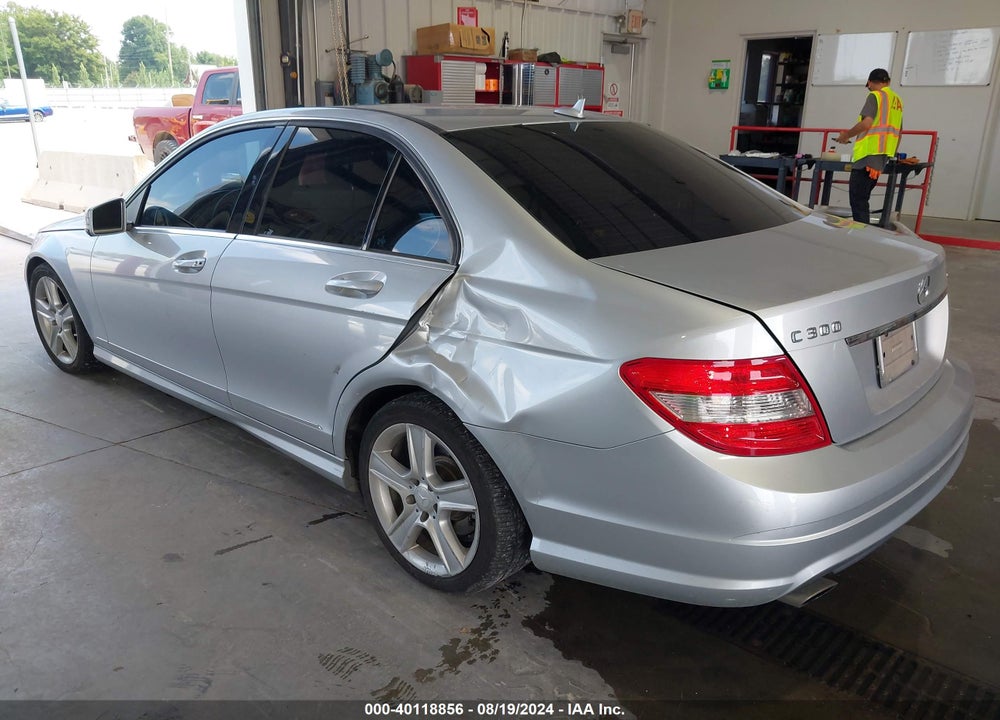 2010 MERCEDES-BENZ C 300 LUXURY 4MATIC/SPORT 4MATIC VIN: WDDGF8BB0AR121530