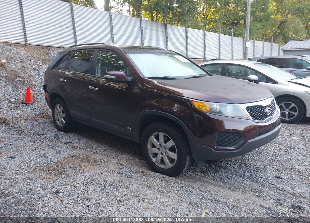2011 KIA SORENTO LX V6 VIN: 5XYKTDA25BG165577