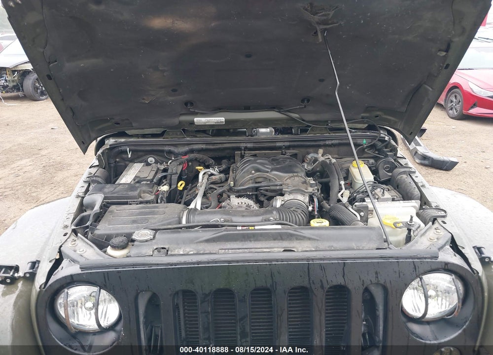 2015 JEEP WRANGLER UNLIMITED SAHARA VIN: 1C4HJWEG7FL632591