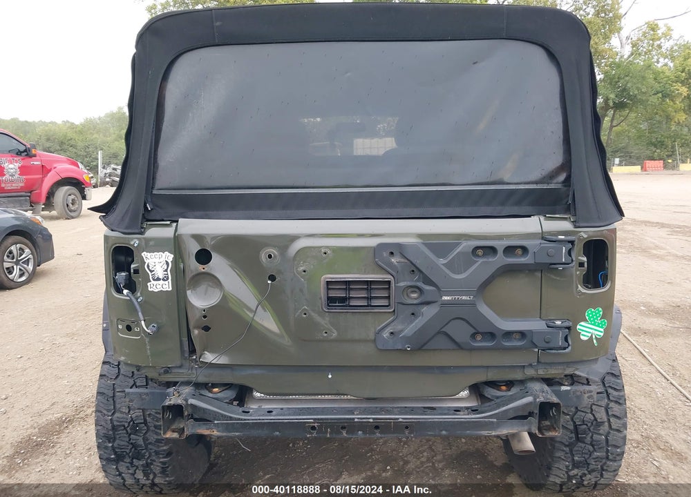 2015 JEEP WRANGLER UNLIMITED SAHARA VIN: 1C4HJWEG7FL632591