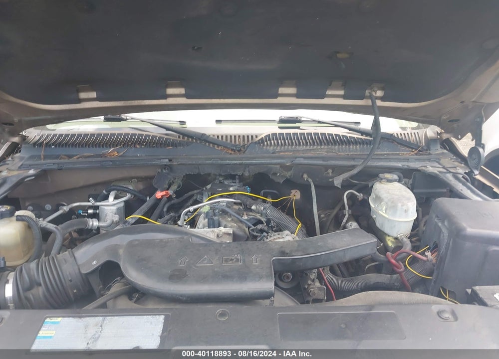 2004 CHEVROLET TAHOE LT VIN: 1GNEC13Z04R174334