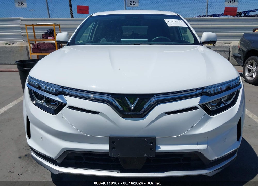 2023 VINFAST VF 8 ECO VIN: RLLV1AEB4PH000992