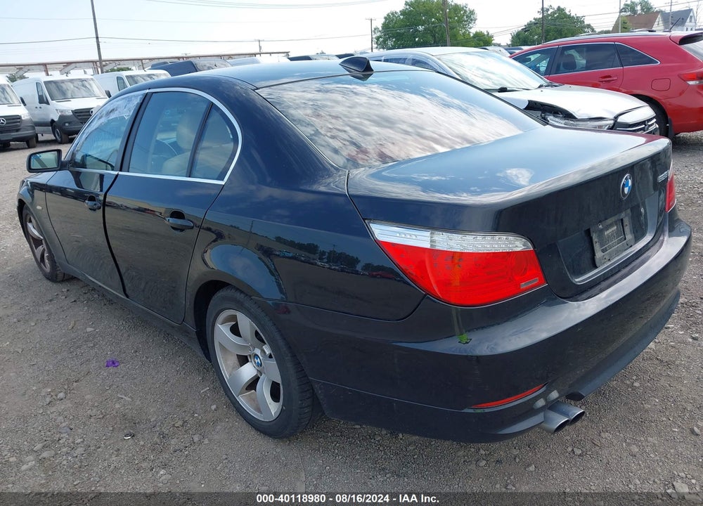 2008 BMW 528I VIN: WBANU53538CT02128