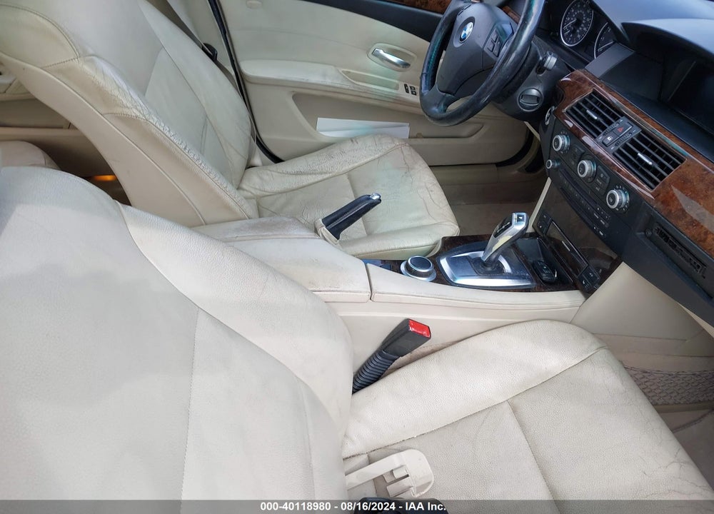 2008 BMW 528I VIN: WBANU53538CT02128