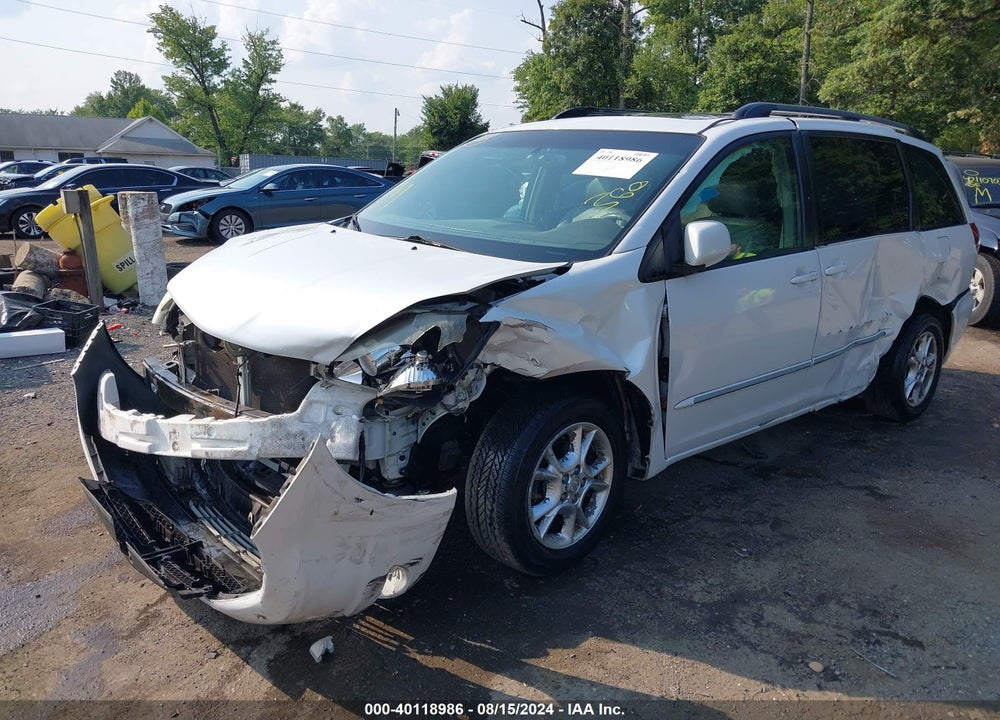 2005 TOYOTA SIENNA XLE LIMITED VIN: 5TDBA22C25S041601