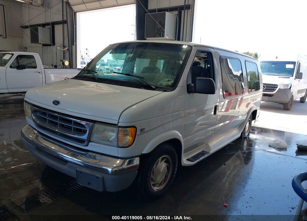 2000 FORD E-150 RECREATIONAL VIN: 1FDRE14W7YHA11440