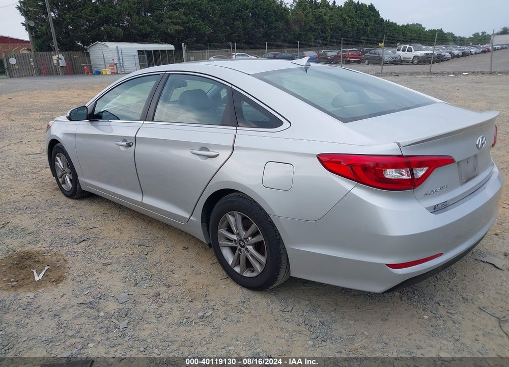 2015 HYUNDAI SONATA SE VIN: 5NPE24AF3FH159052