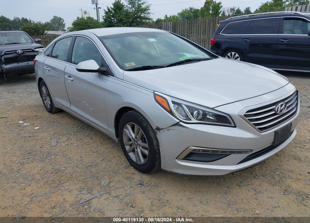 2015 HYUNDAI SONATA SE VIN: 5NPE24AF3FH159052