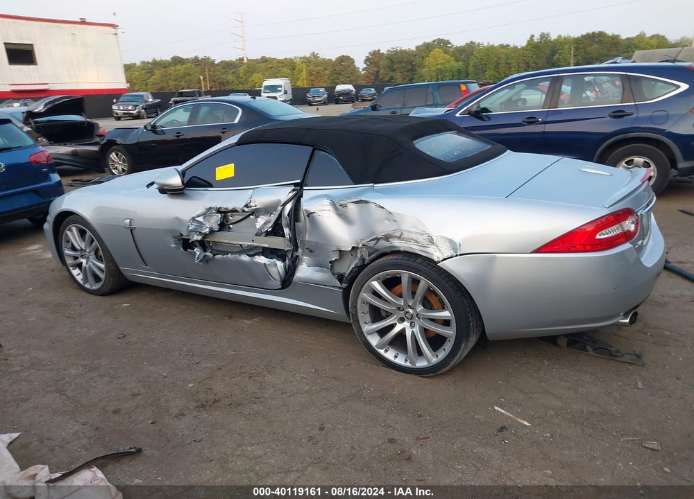 2011 JAGUAR XK VIN: SAJWA4GB0BLB41985
