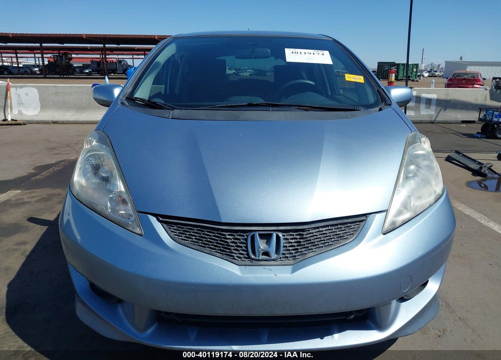 2011 HONDA FIT SPORT VIN: JHMGE8H55BC018525